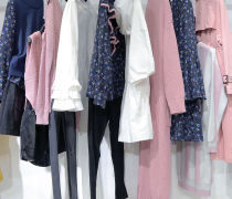 實體店服裝貨源優質商家置頂推薦產品